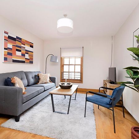 Joivy Bright And Cosy Flat Near The Scotland Gallery Эдинбург Экстерьер фото