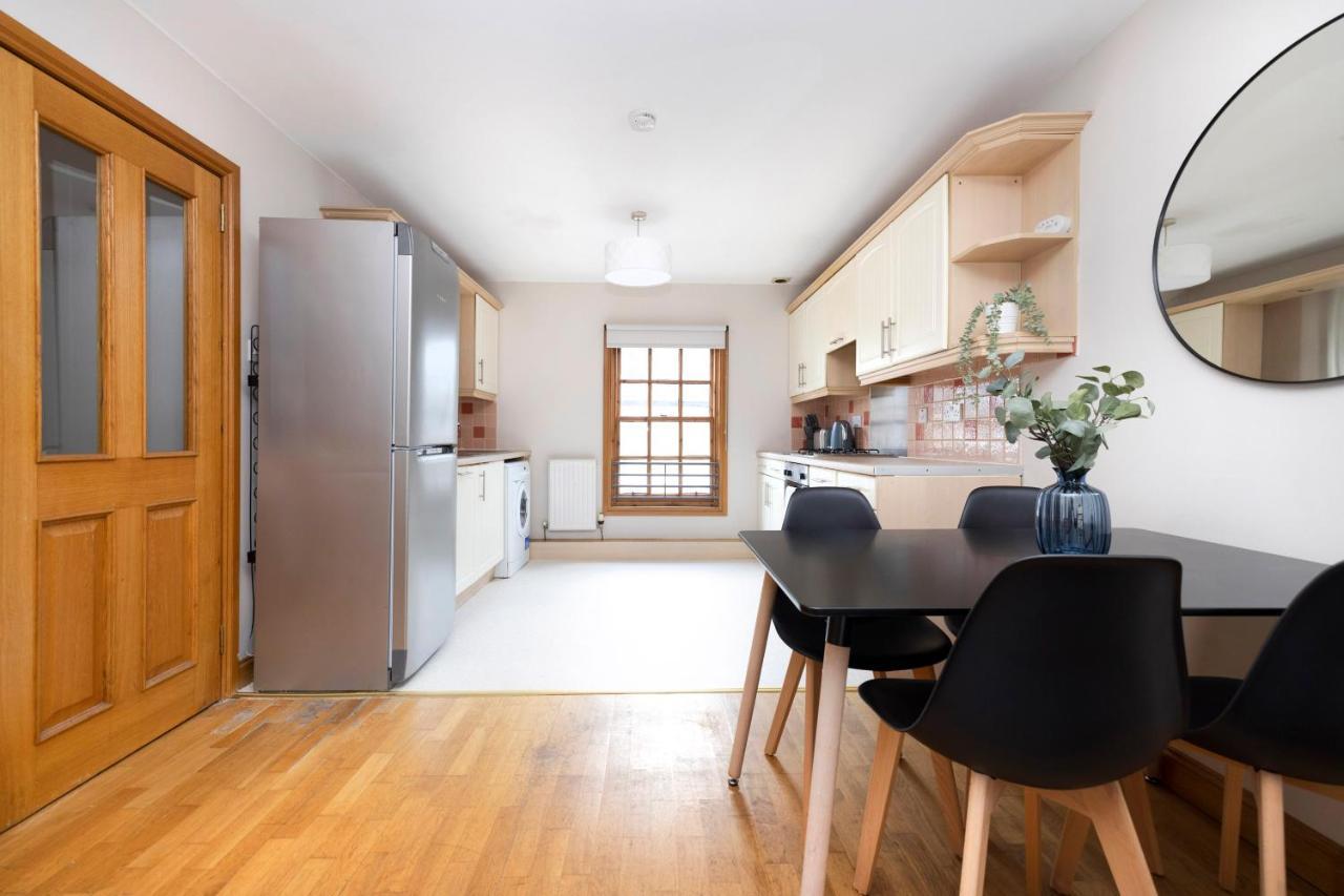 Joivy Bright And Cosy Flat Near The Scotland Gallery Эдинбург Экстерьер фото