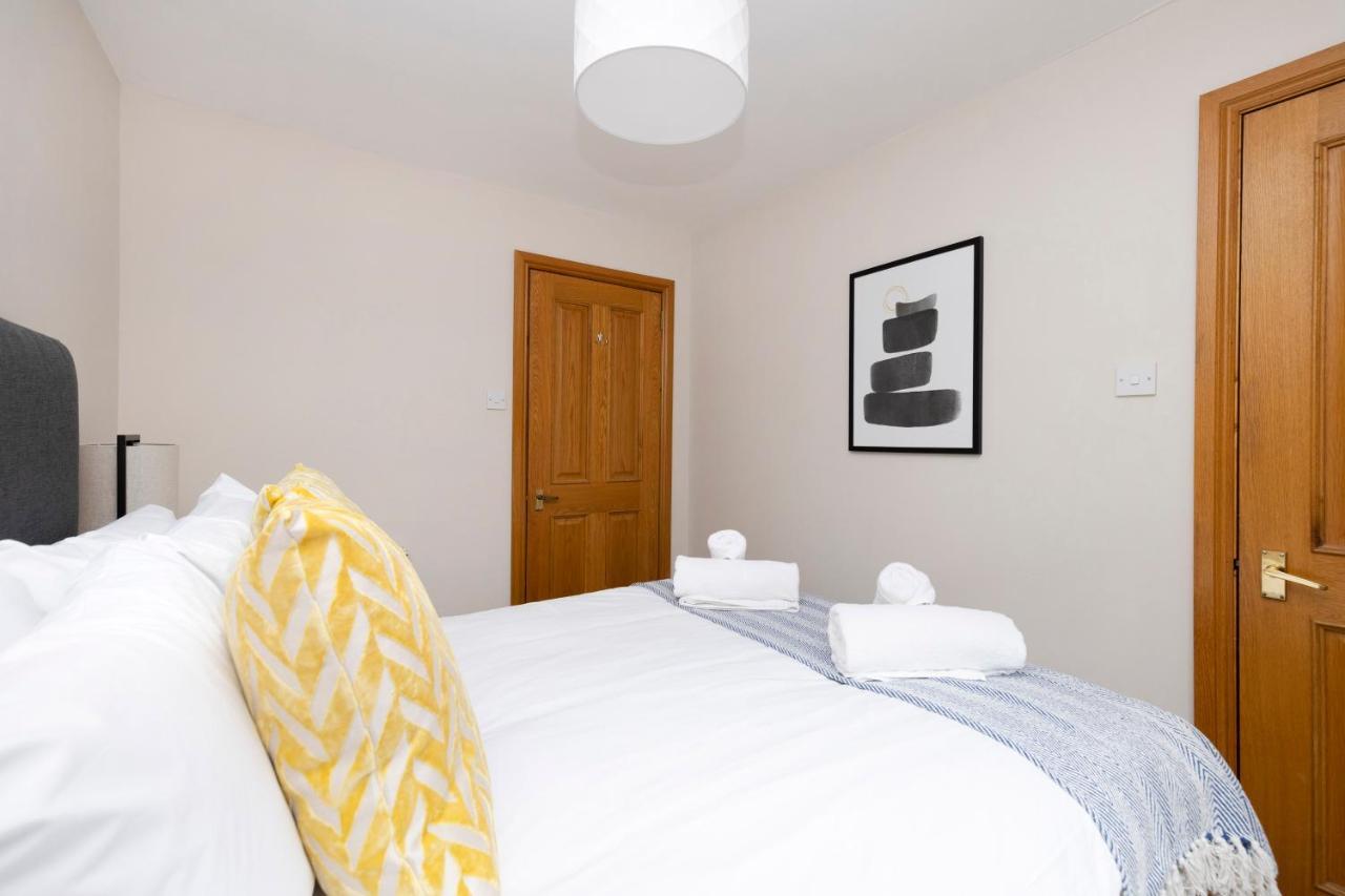 Joivy Bright And Cosy Flat Near The Scotland Gallery Эдинбург Экстерьер фото