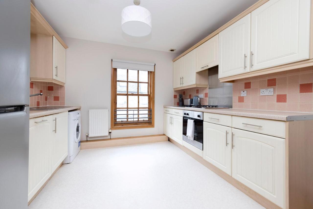 Joivy Bright And Cosy Flat Near The Scotland Gallery Эдинбург Экстерьер фото